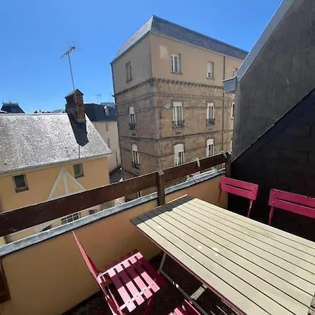 Le Thalassa Apartment *